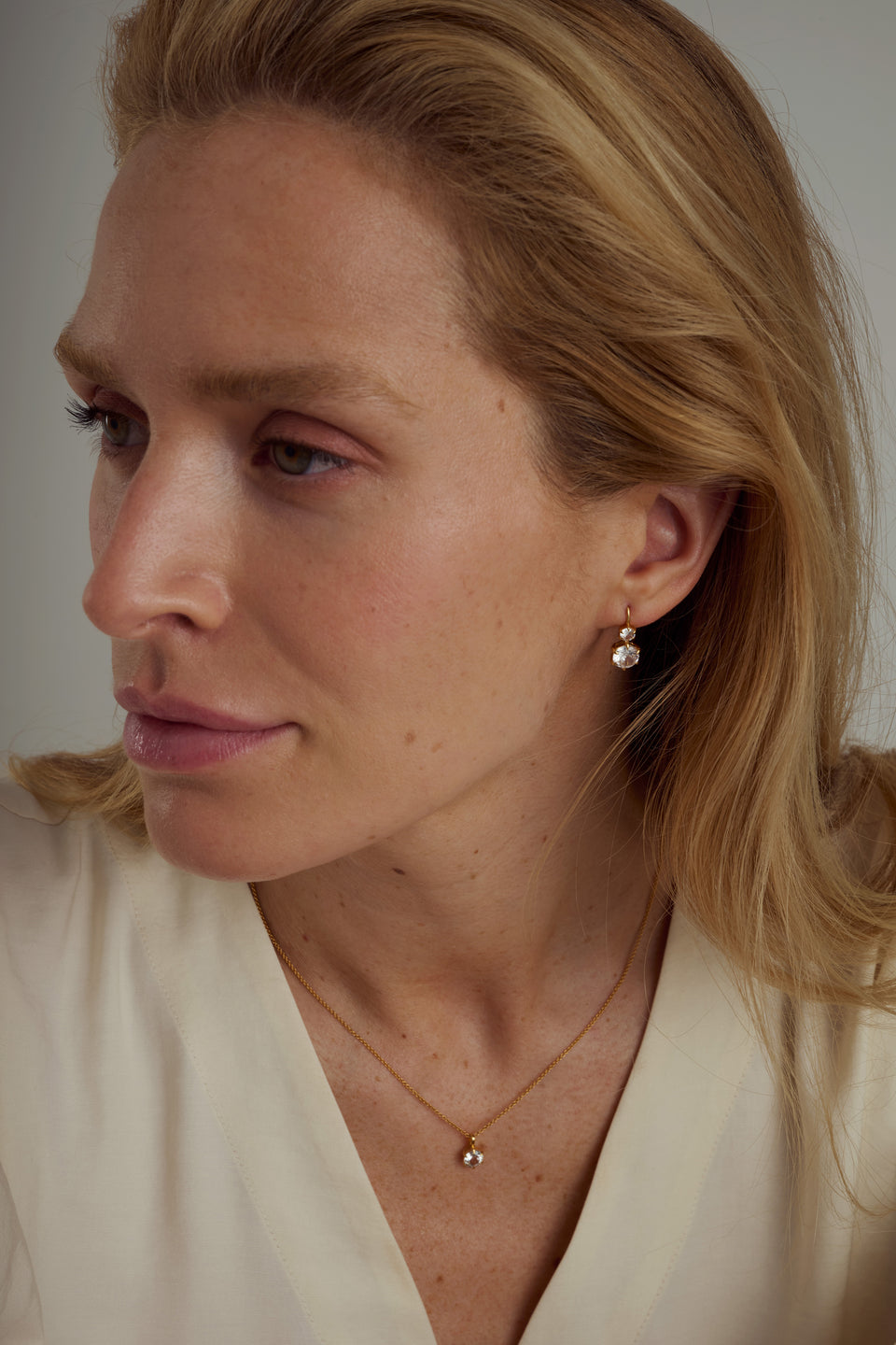 Valora Earrings Gold