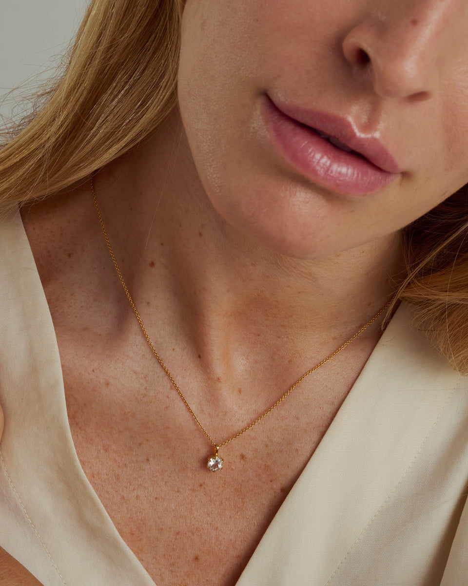 Valora Necklace Gold