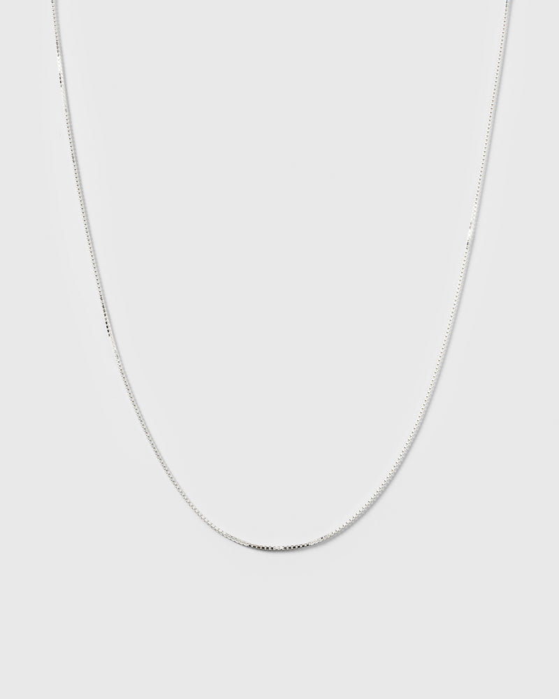 Beloved Medium Box Chain Silver